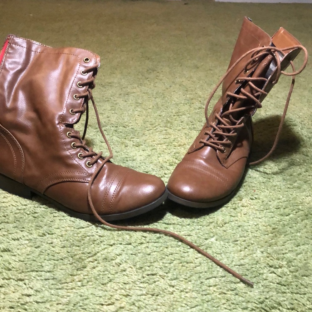 Brown boots